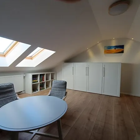 Apartment Vineta *